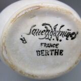 Antique sauce boat in Sarreguemines earthenware, Berthe model.