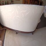 Vintage white curved tufted three-seater canapé