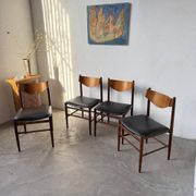 Set of 4 Italian chairs by Gianfranco Frattini.