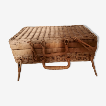 Rattan suitcase and box