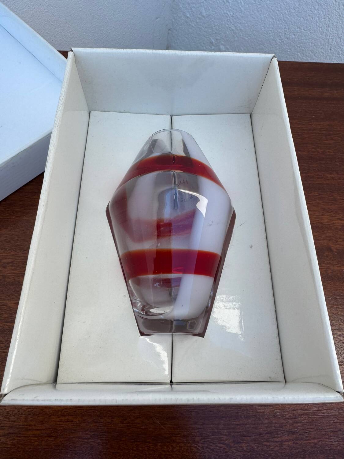 Small Guzzini vase blown glass