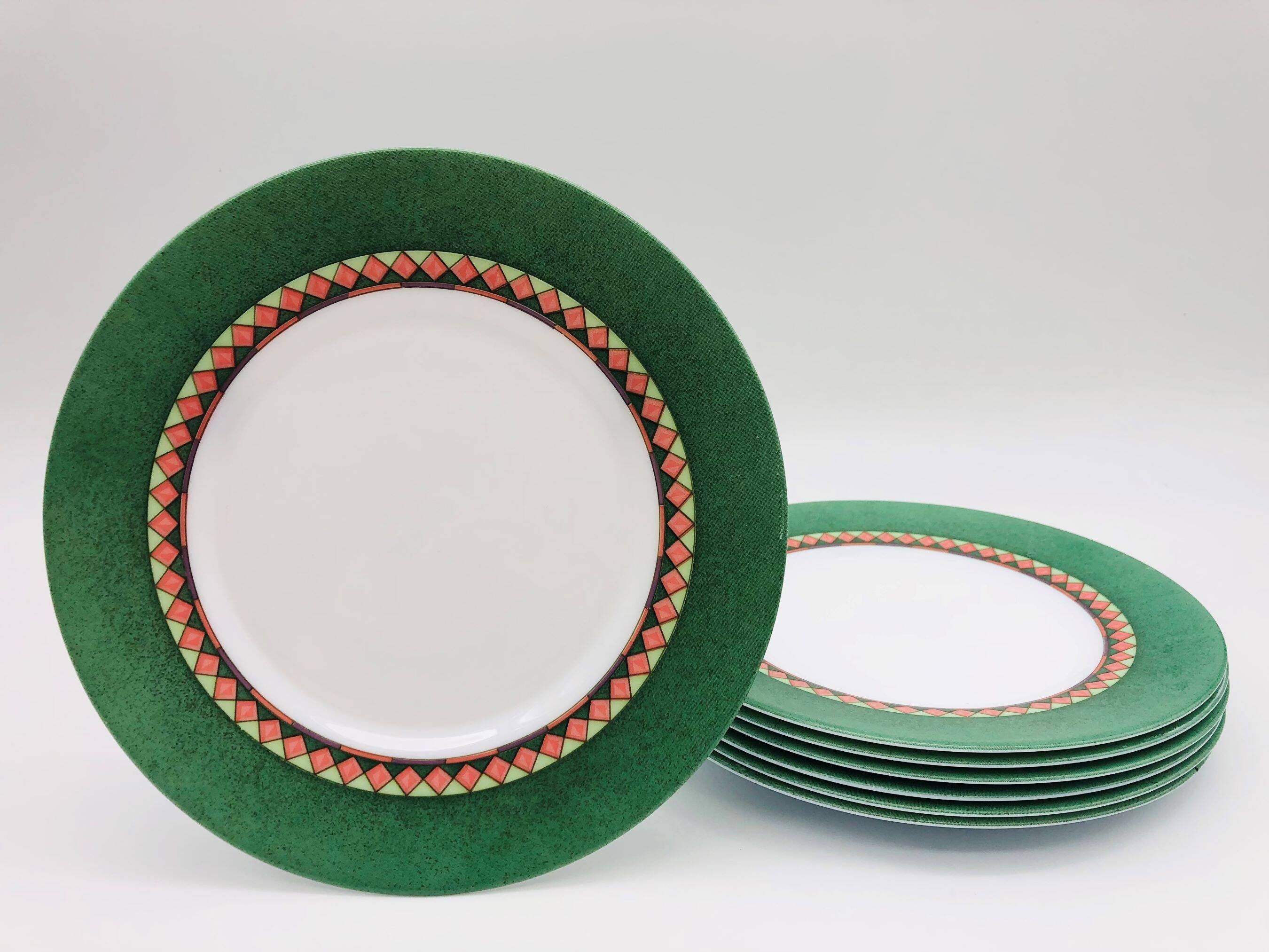 6 “Arcopal” dessert plates with art deco motifs