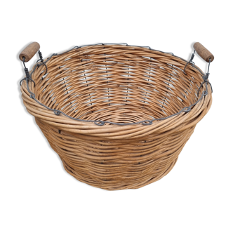 Rattan basket for apples, 1970