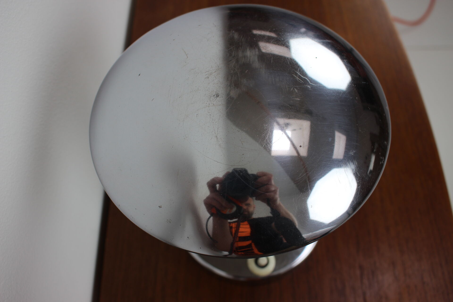 Big bauhaus brass table lamp, 1930