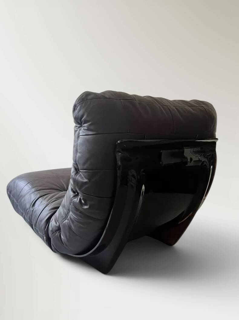 2 Marsala armchairs in plexiglass & brown patchwork leather, Ligne Roset 1970