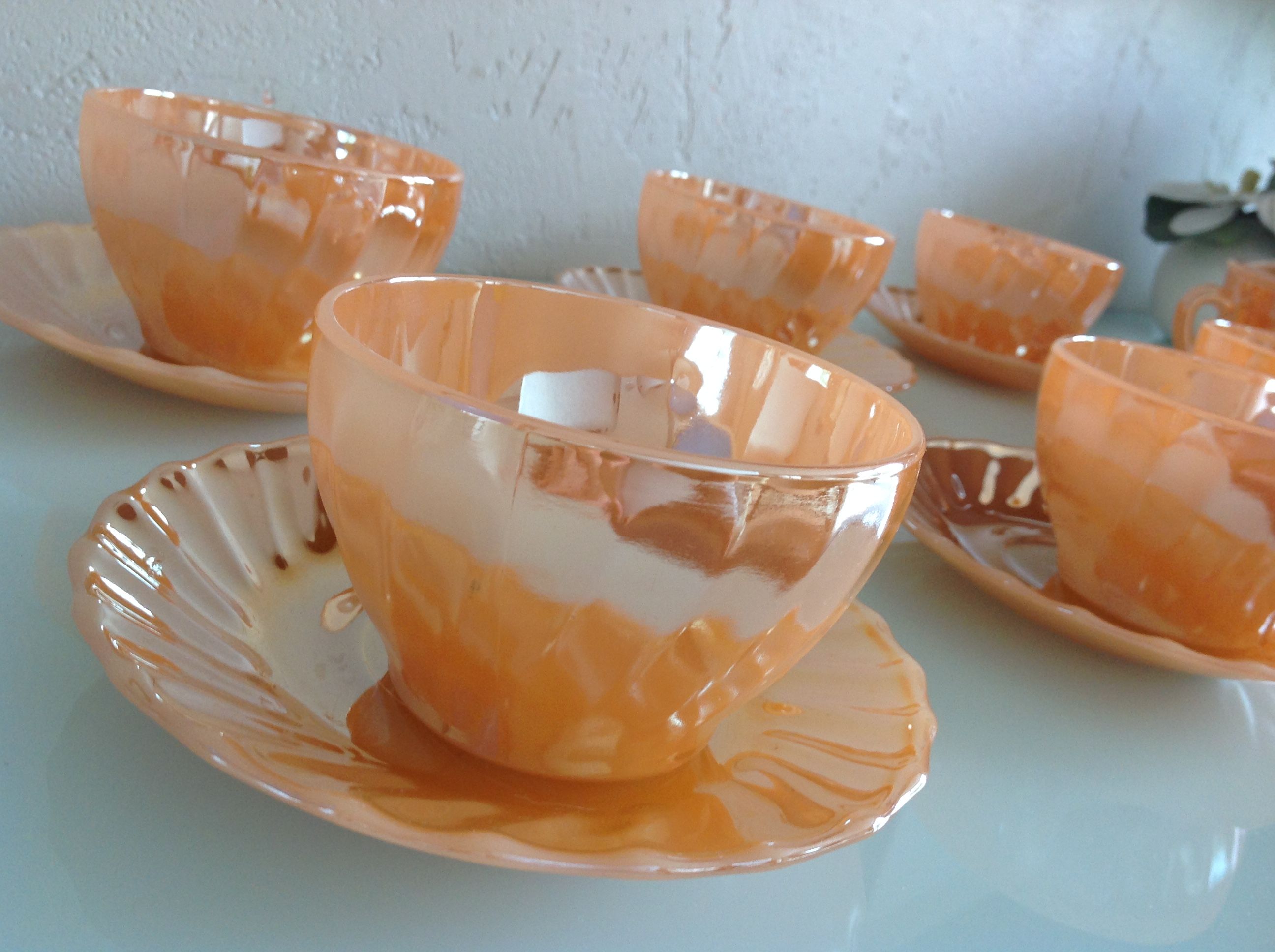 Set of six cups and pearly opaline sugar by Termocrisa / vintage 50-60
