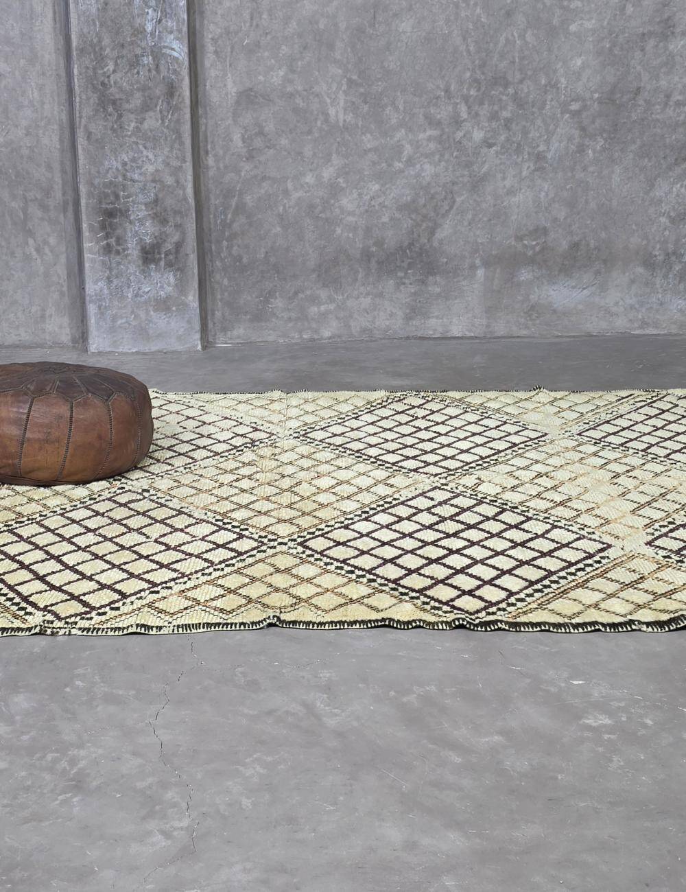 Vintage Beni Ouarain Rug - 320 x 180 cm