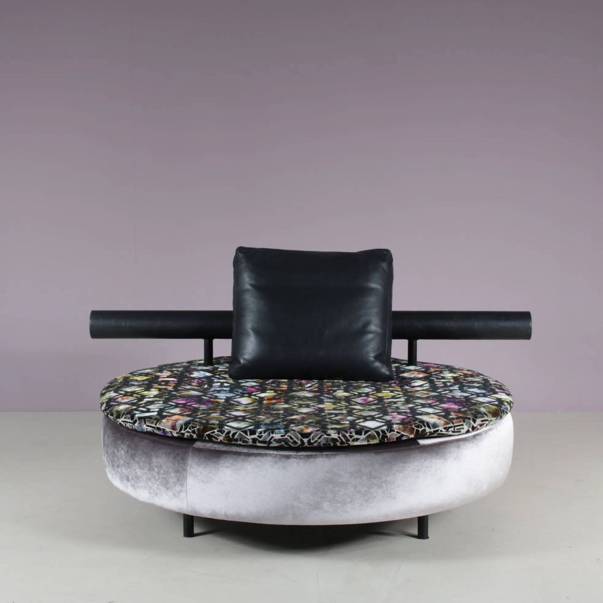 1980s round loveseat in Antonio Citterio style from Italy