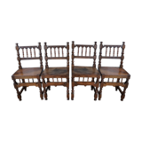 Set of 4 chairs in Spanish
