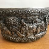 Hammered metal pot cover