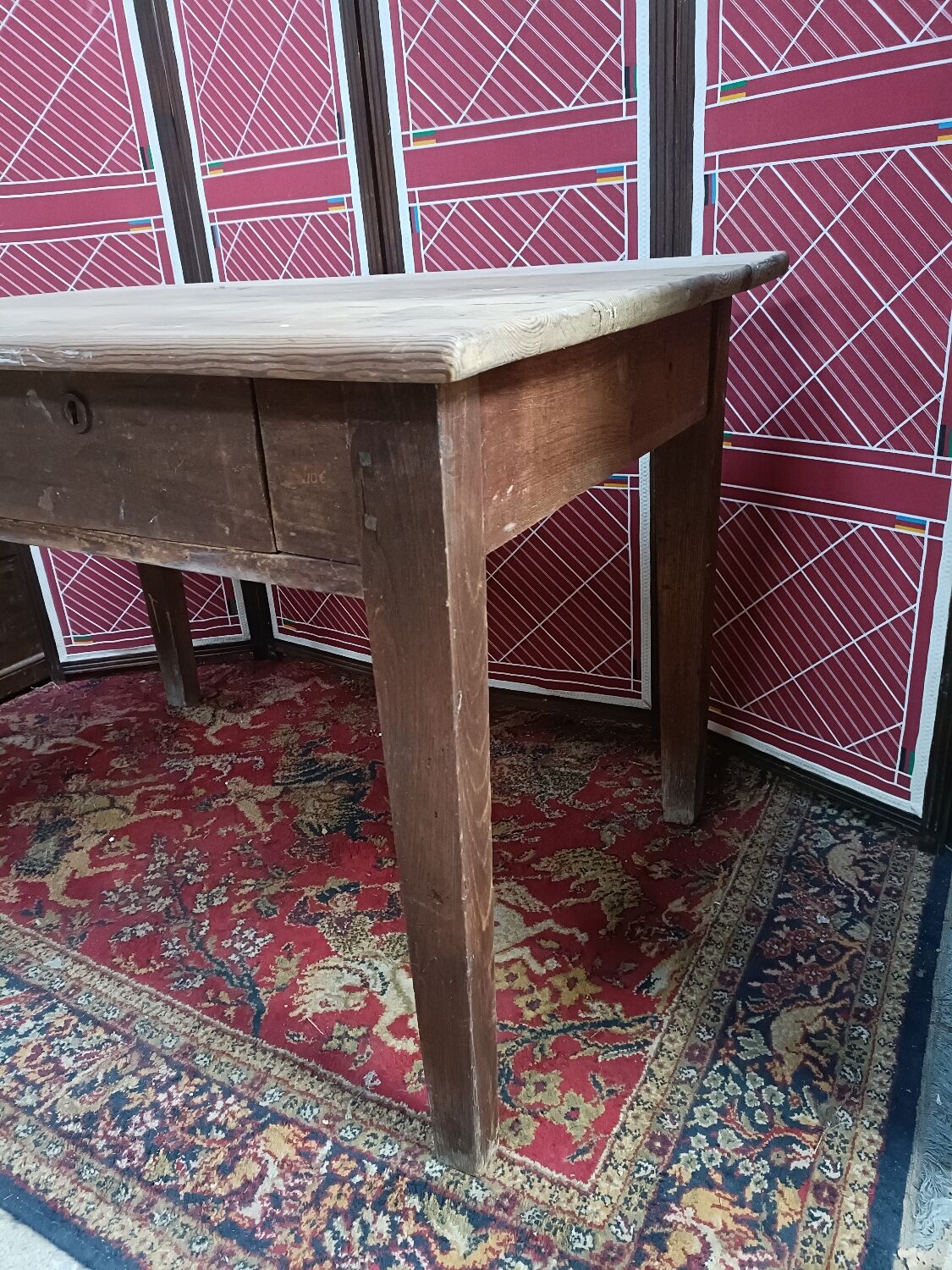 Ancienne table de ferme, 6 couverts et 2 tiroirs