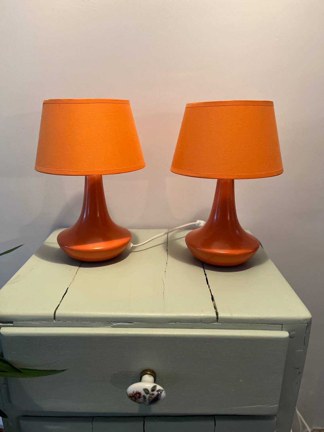2 lampes de chevet orange, années 70