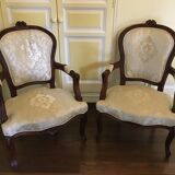 Paire de fauteuils cabriolets style Louis XV