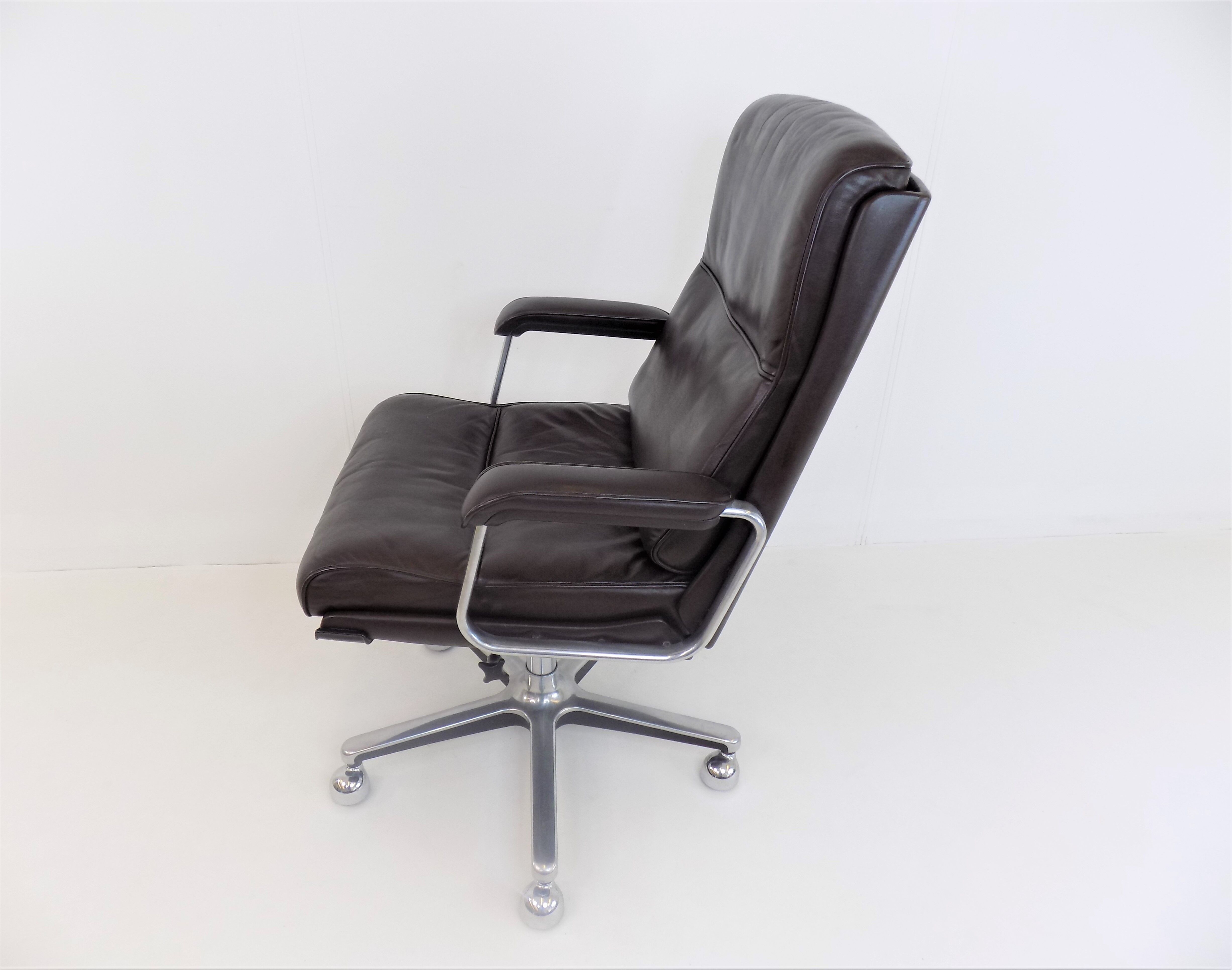 Drabert leather office chair