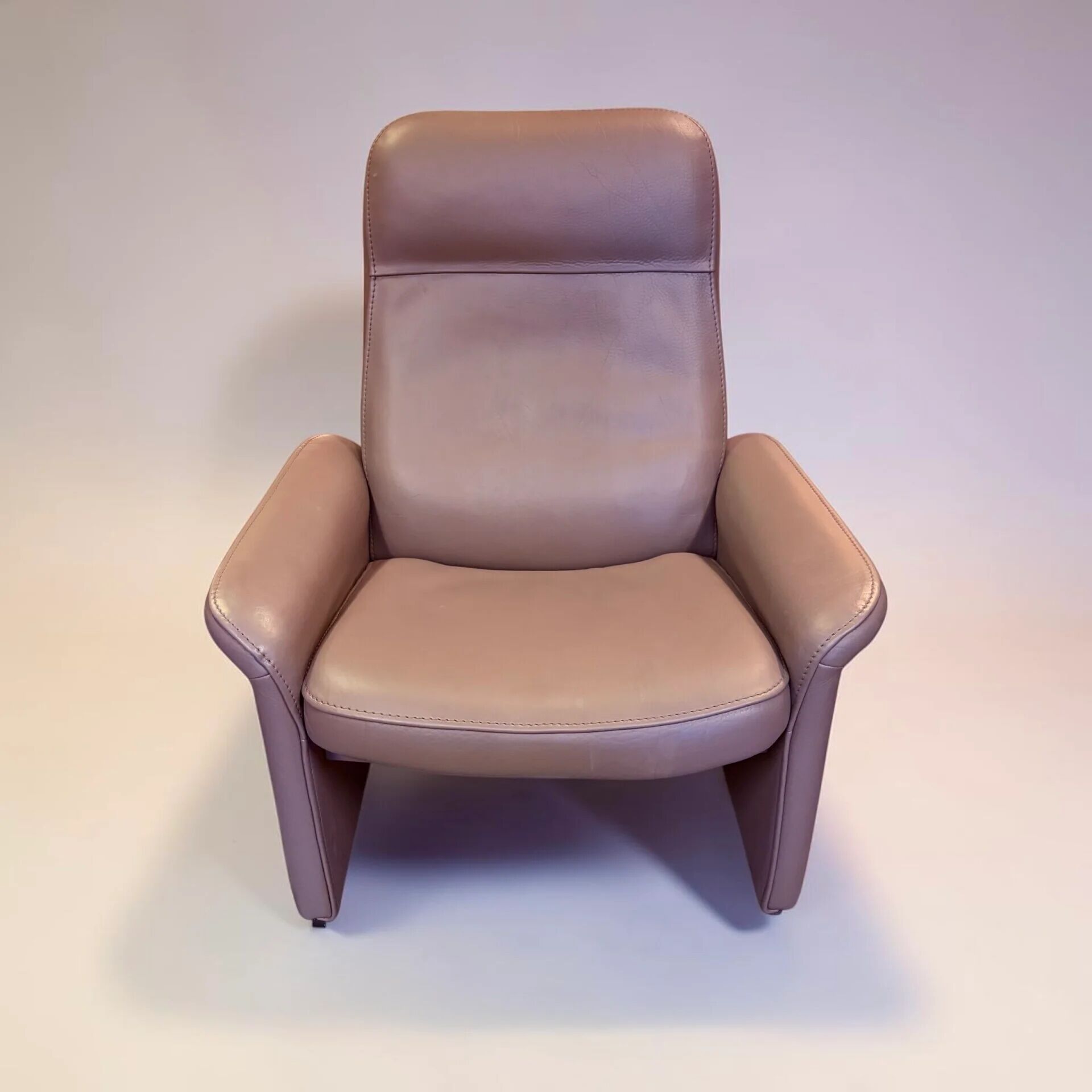 De Sede DS-50, Swiss, 1980s, taupe/grey leather
