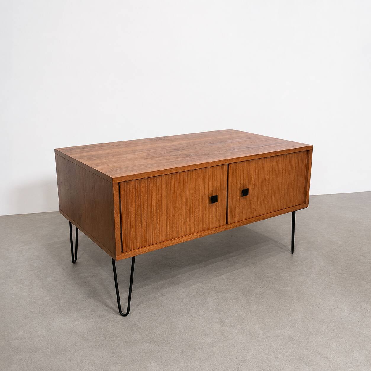 Enfilade vintage MDK en teck, Belgique, années 1960