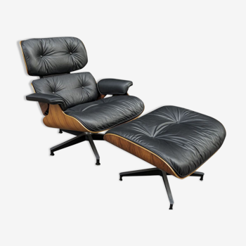 Armchair and ottoman by Charles et Ray Eames, Herman Miller edition, 1970