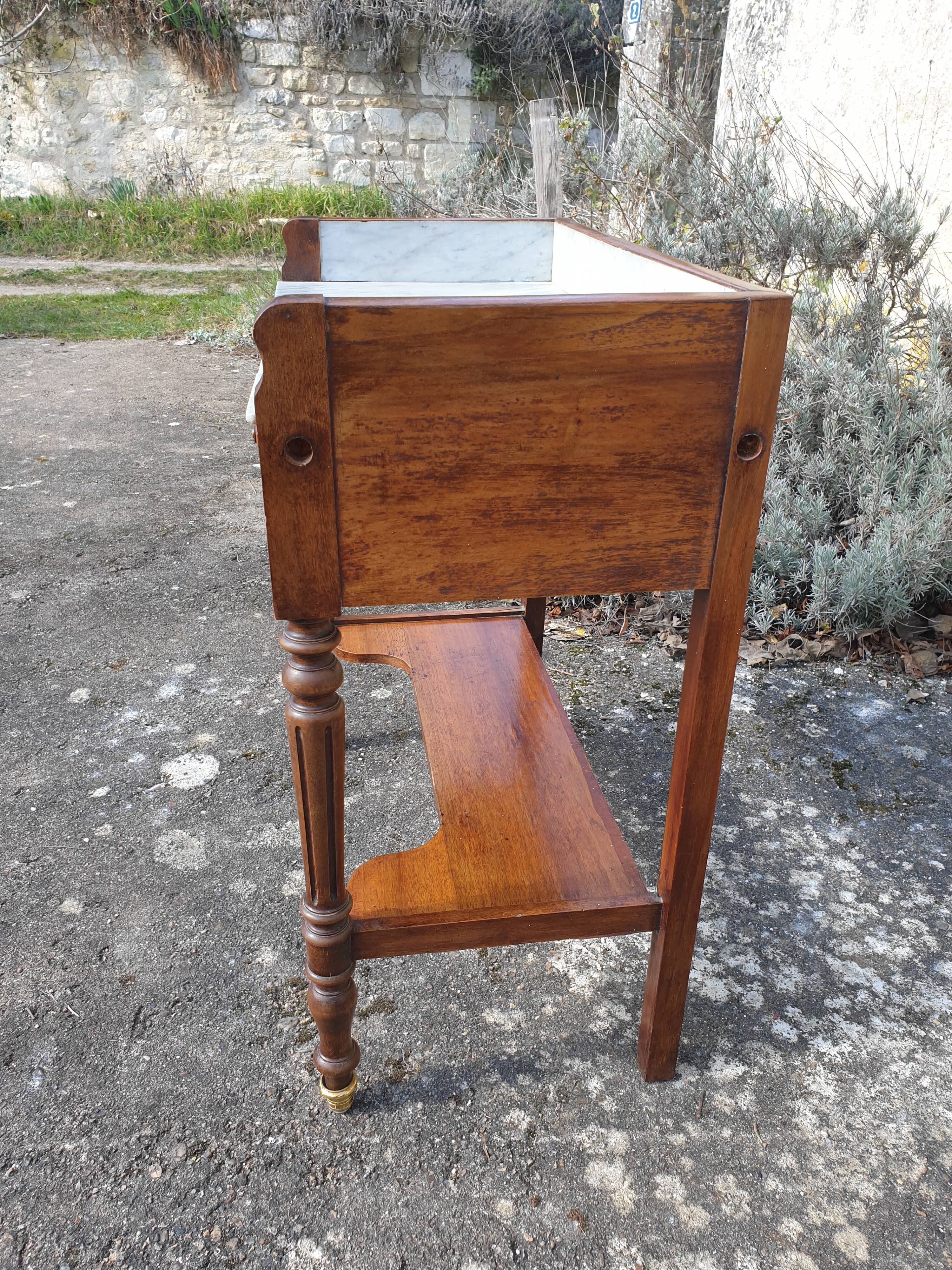 White marble dressing table