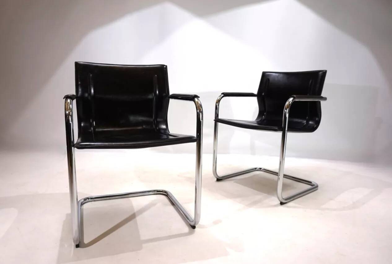 Matteo grassi mg15 cantilever armchairs - black leather