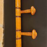 Wooden wall-mounted coat rack with 4 hooks
