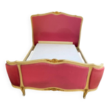 Lit style Louis XV rose