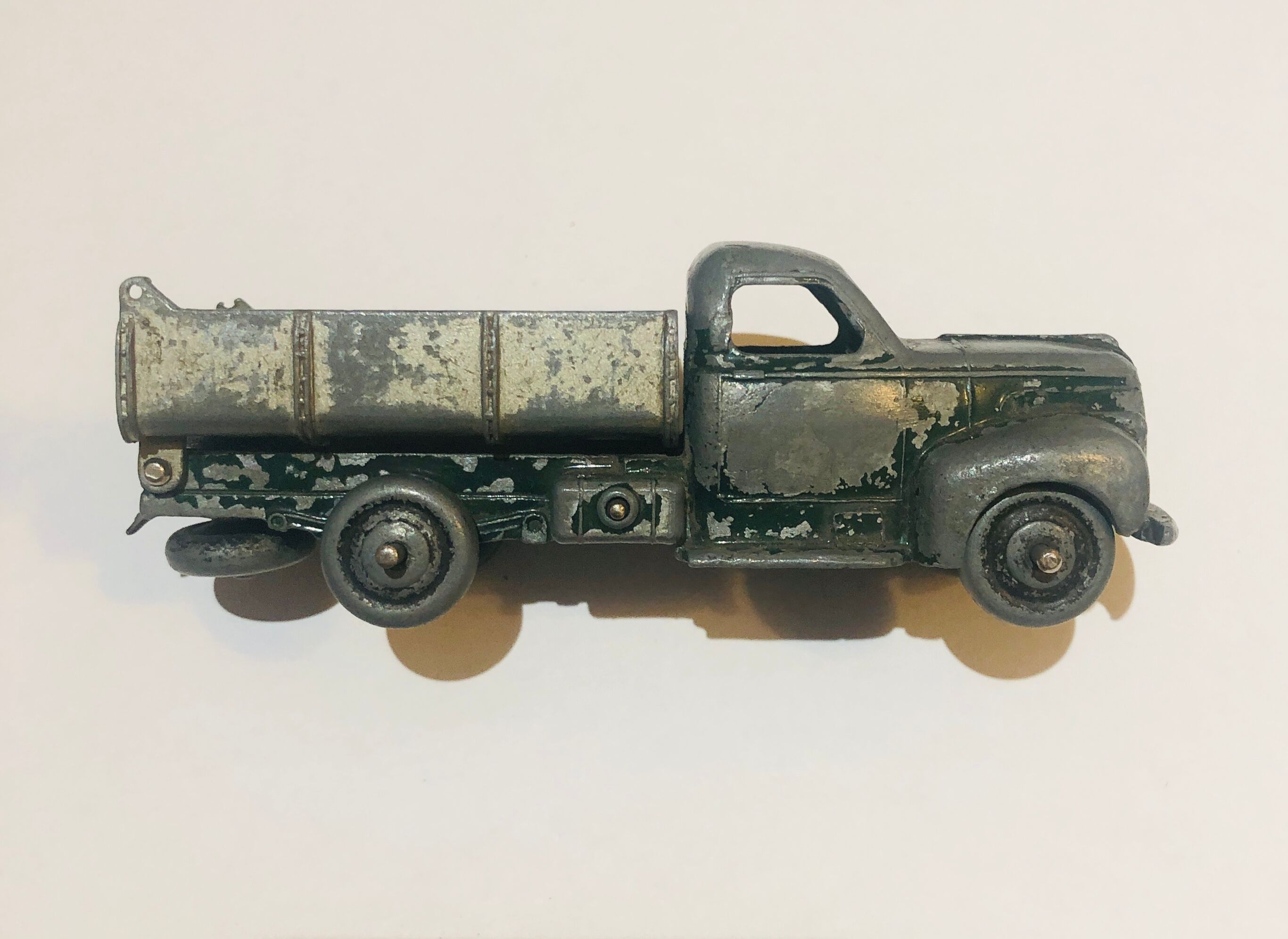 Dinky Toy Studebaker Dumpster