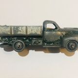 Dinky Toy Studebaker Benne