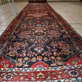 Tapis Malayer Antique du Moyen-Orient, Années 1920, Élégance et Tradition