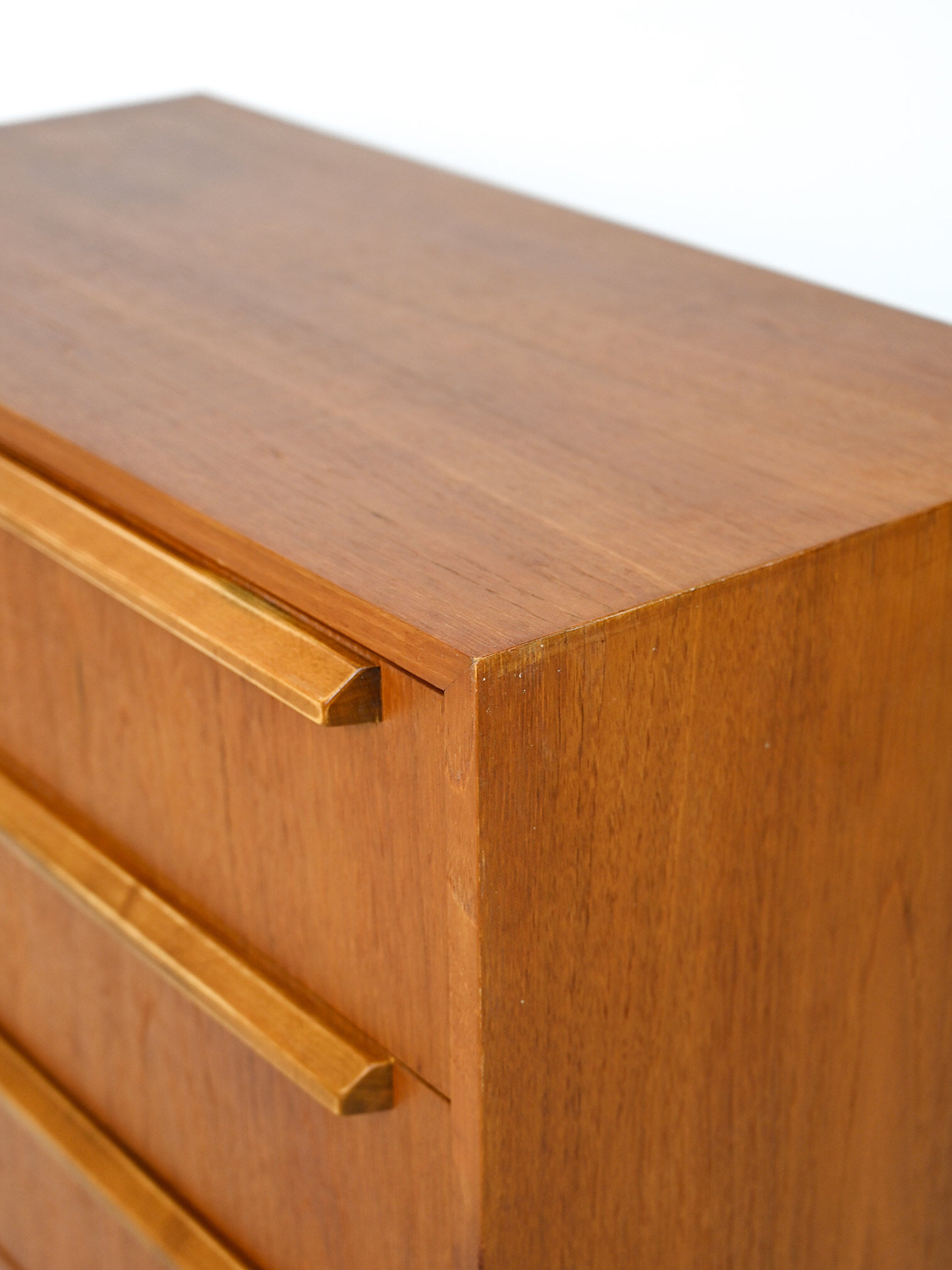 Commode vintage
