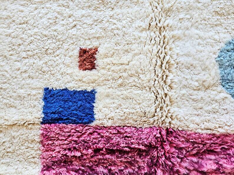 Moroccan handcrafted rug 200cm x 300cm