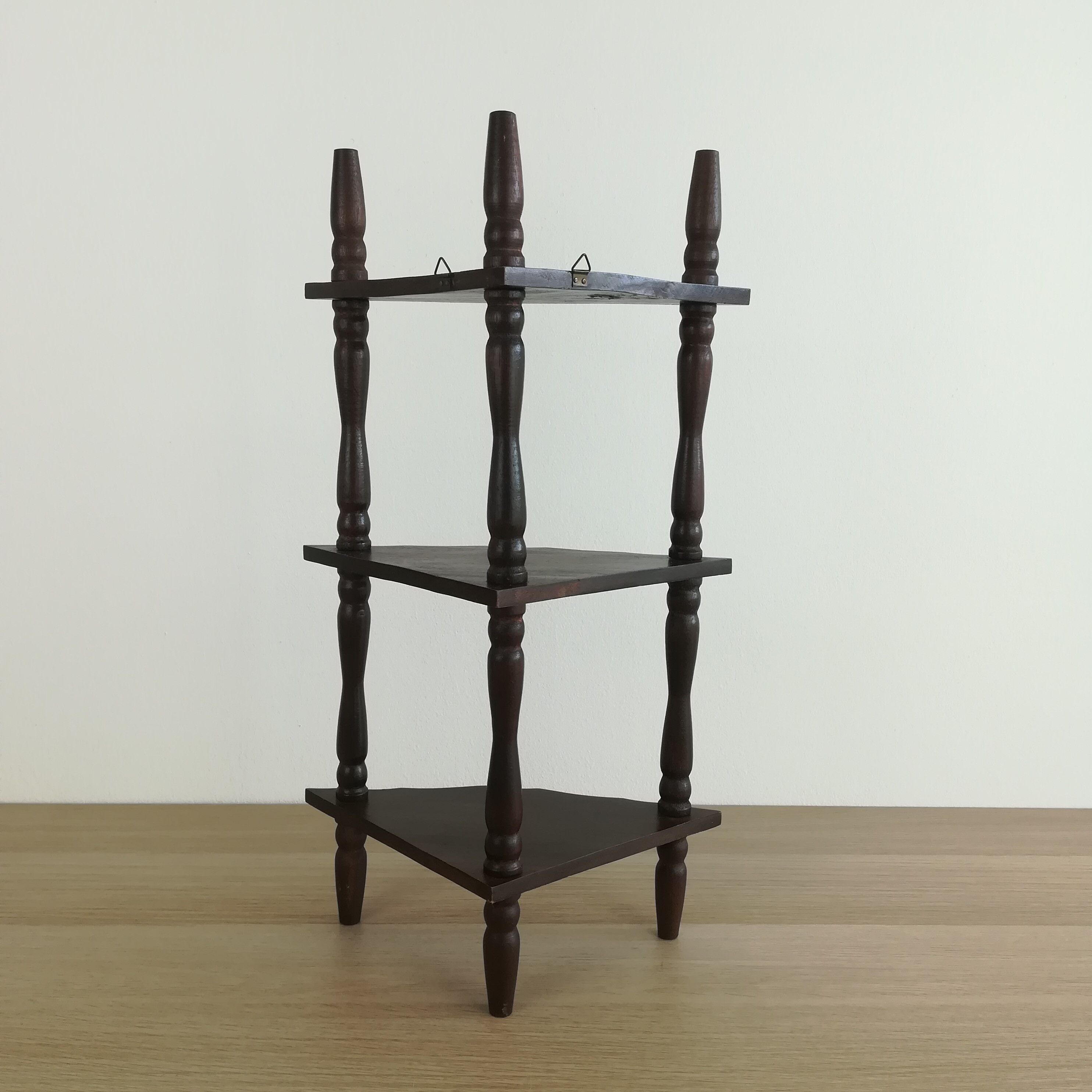 Wall corner shelf or to be installed