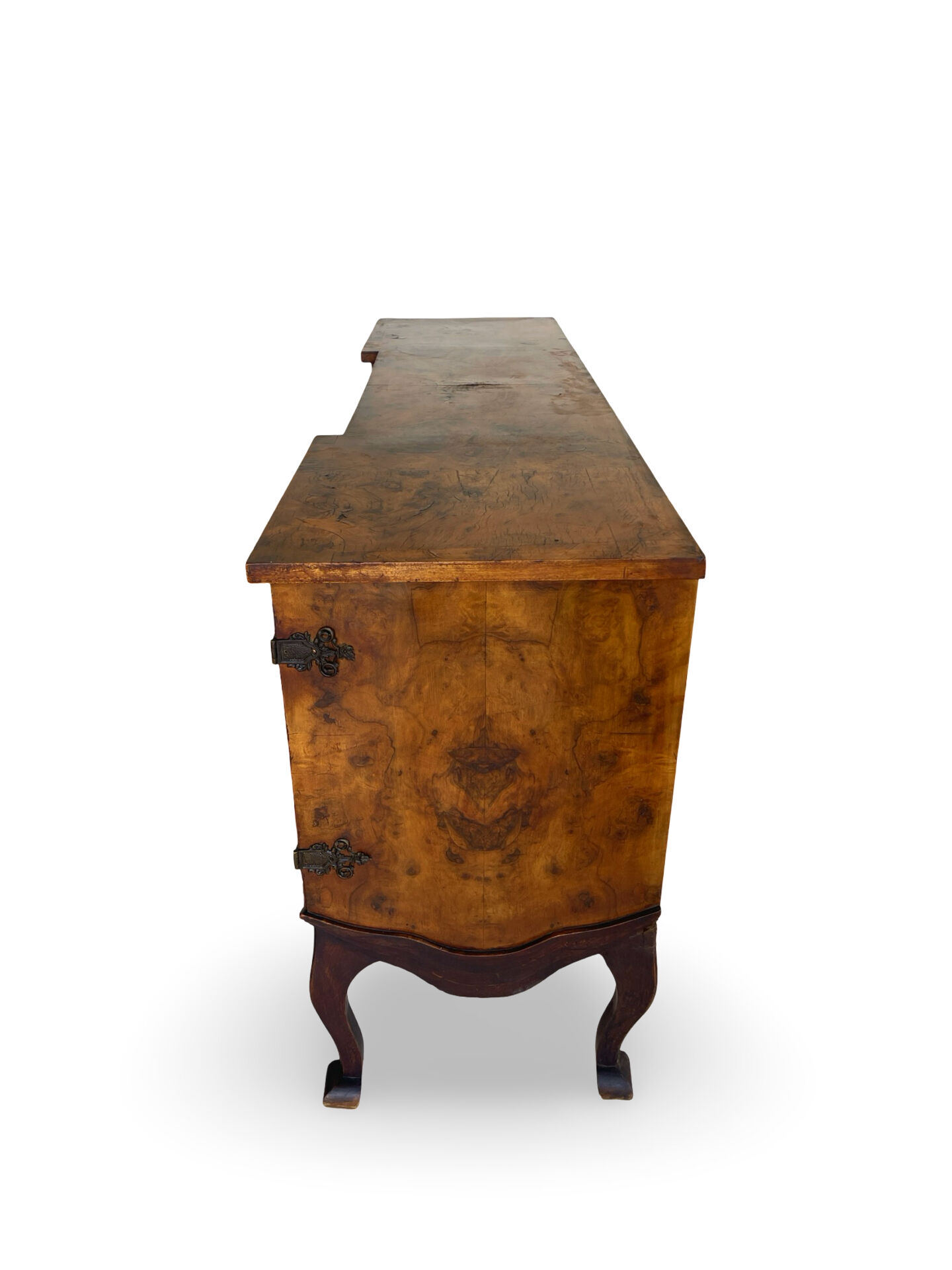 Buffet en noyer burr italien, années 1930.