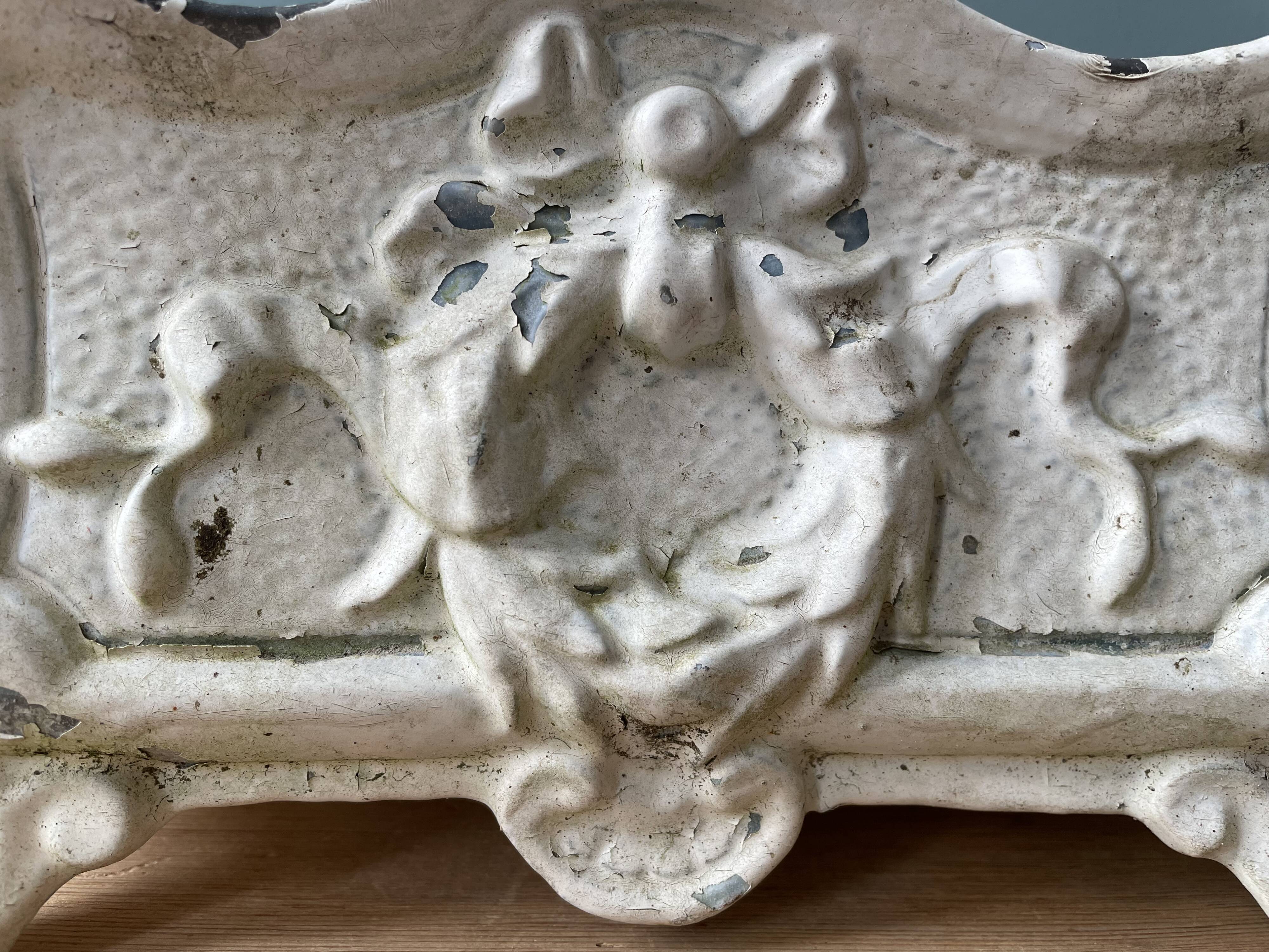 Old Medici cast iron planter, late nineteenth