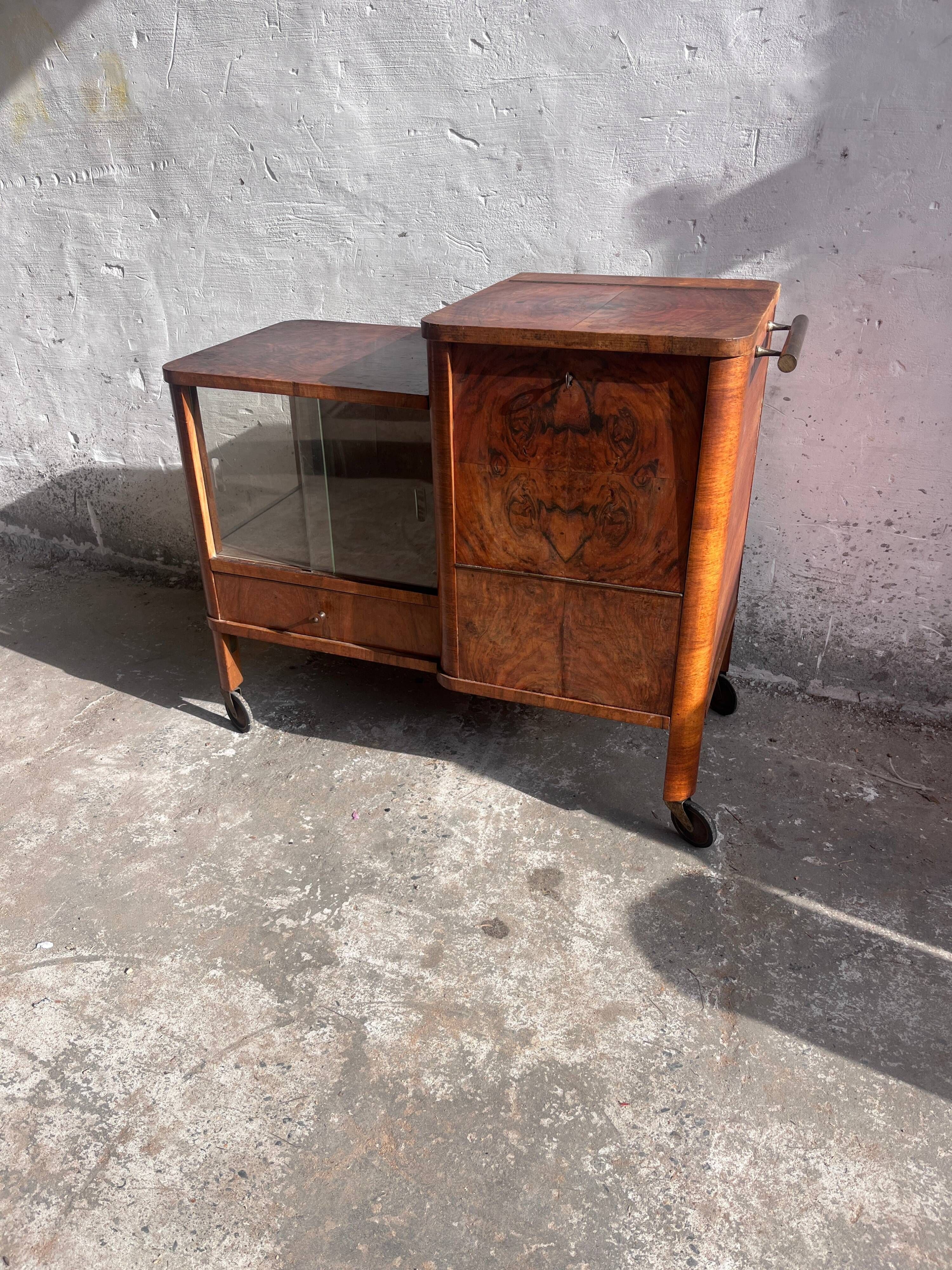 Desserte de bar Art déco en noyer, circa 1930s
