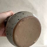 Pichet en grès vernissé beige moucheté