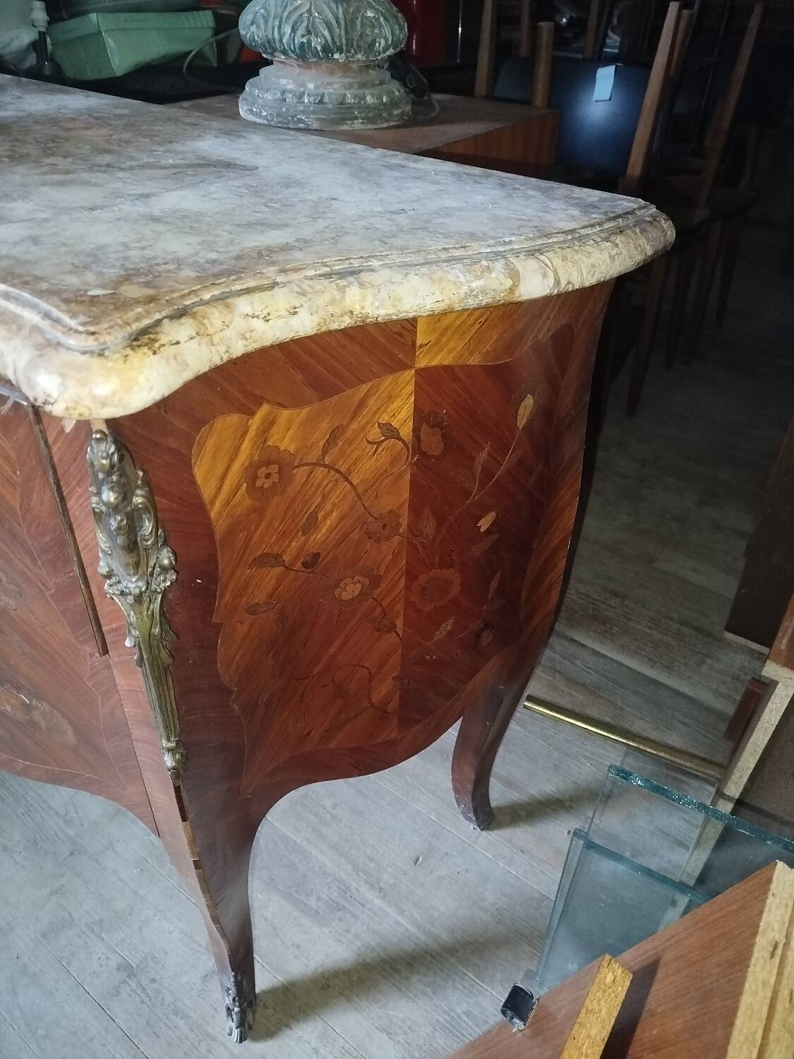 Louis XV chest of drawers