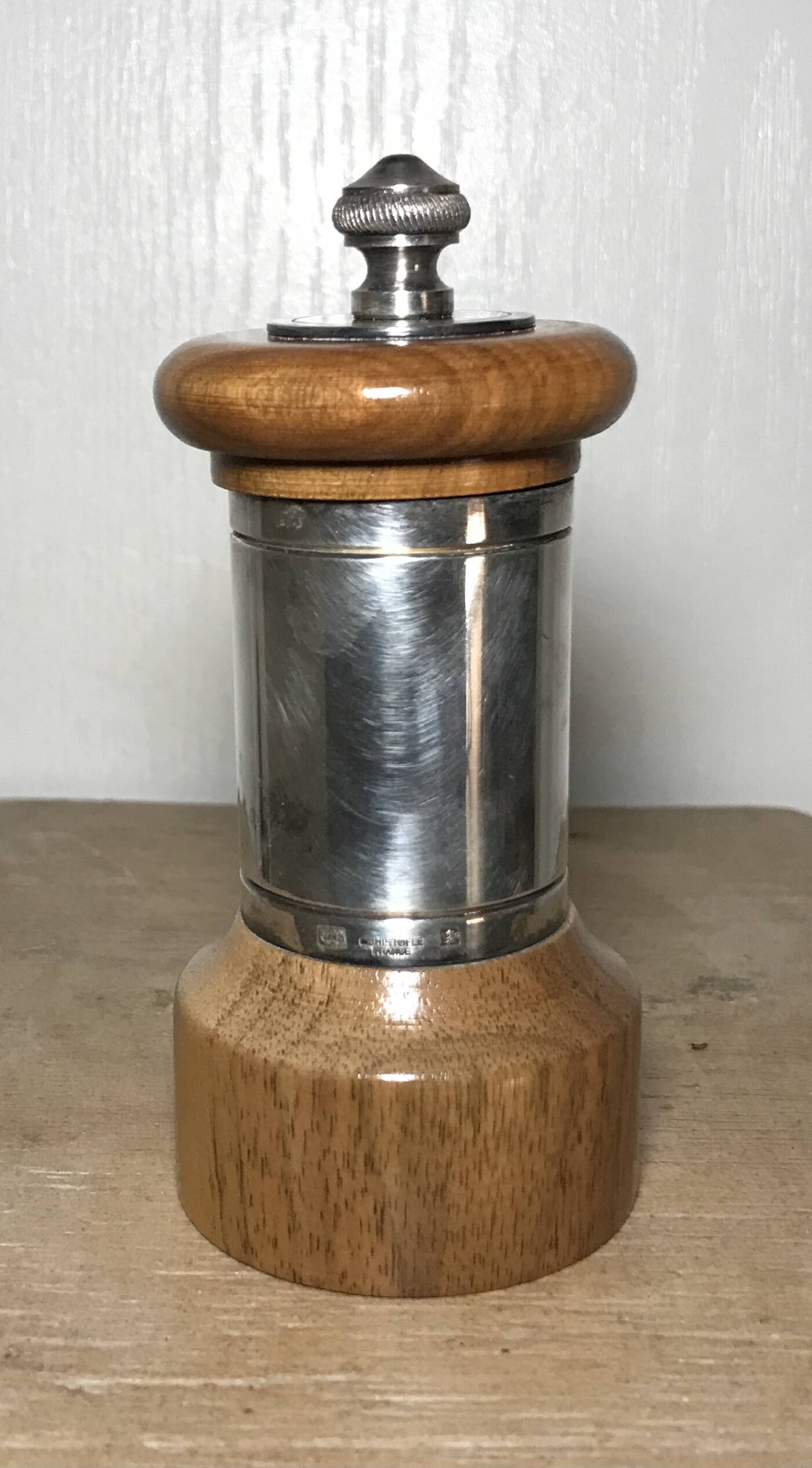 MOULIN à POIVRE, Poivrier Vintage PEUGEOT en BOIS et MÉTAL argenté ORFÈVRERIE CHRISTOFLE