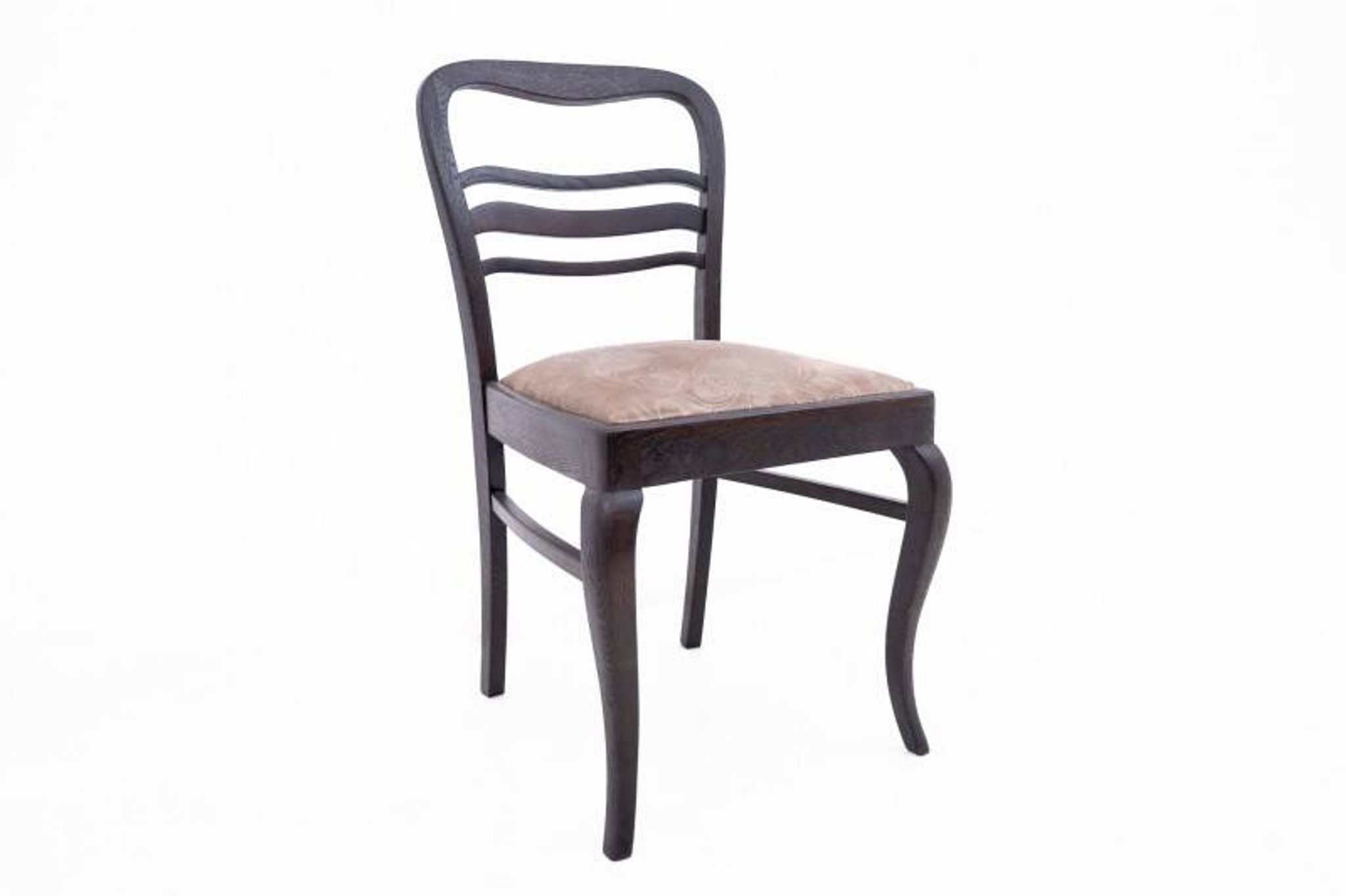A set of chairs, Poland, the 1930s. After renovation.