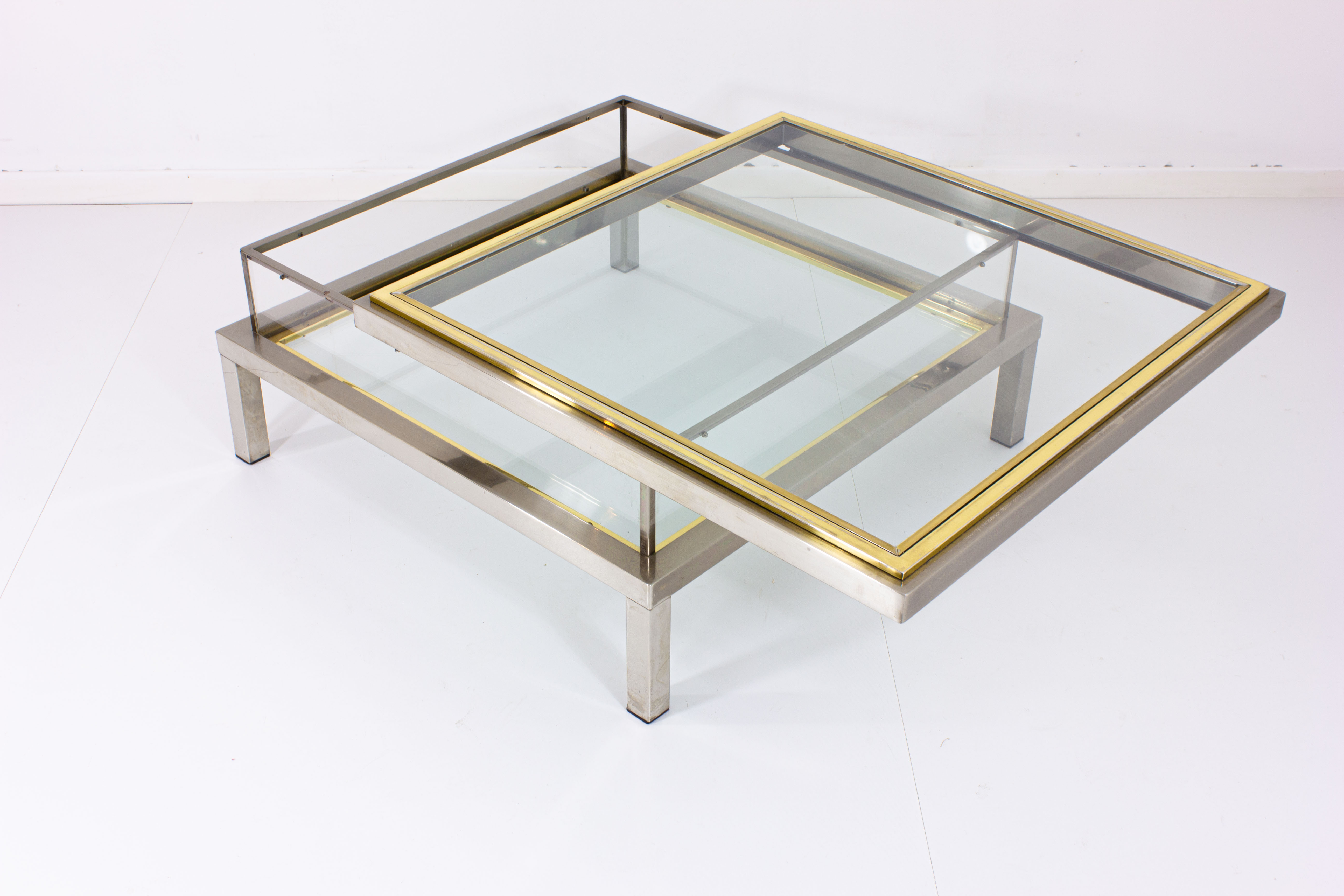 Table coulissante en laiton et chrome
