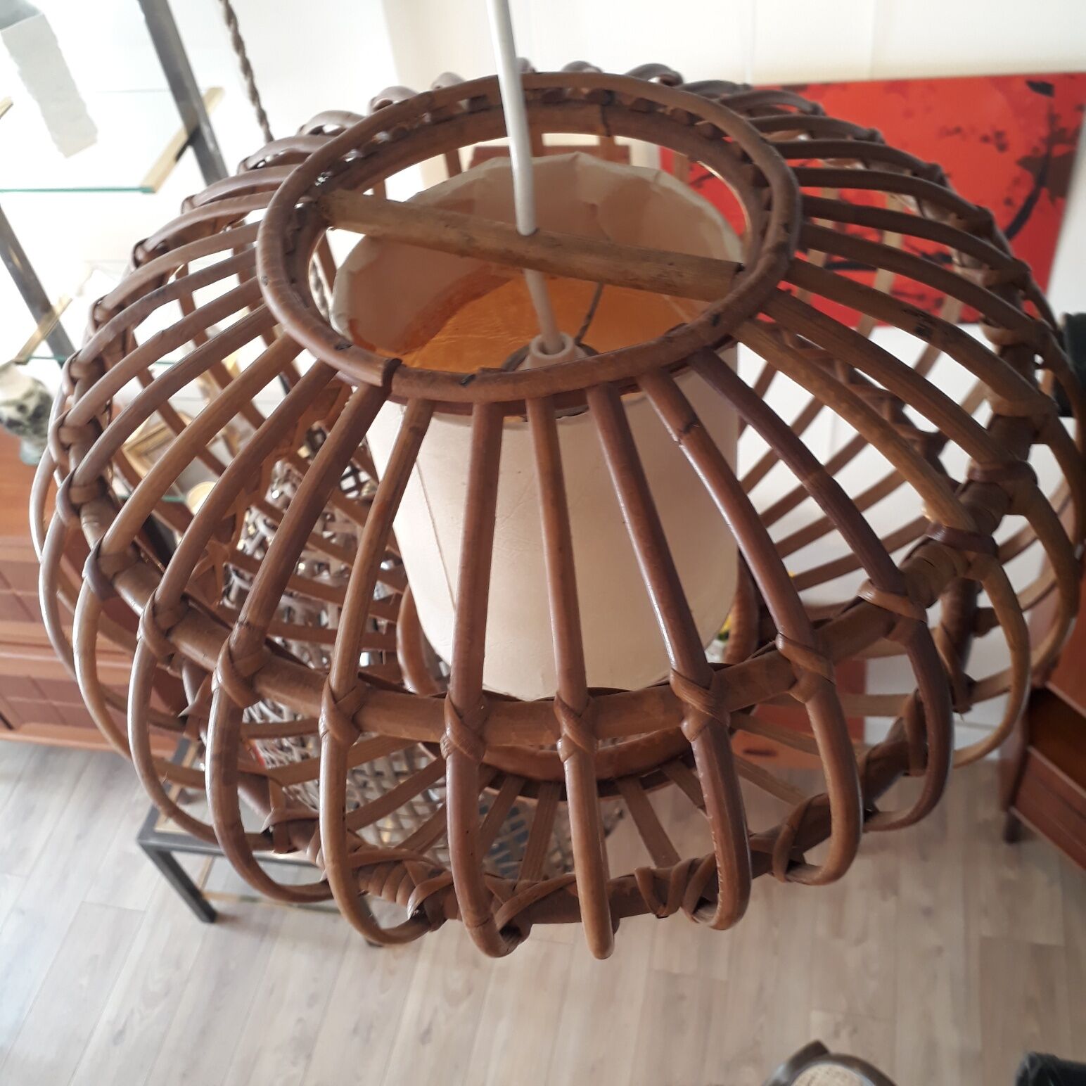 Rattan ball suspension