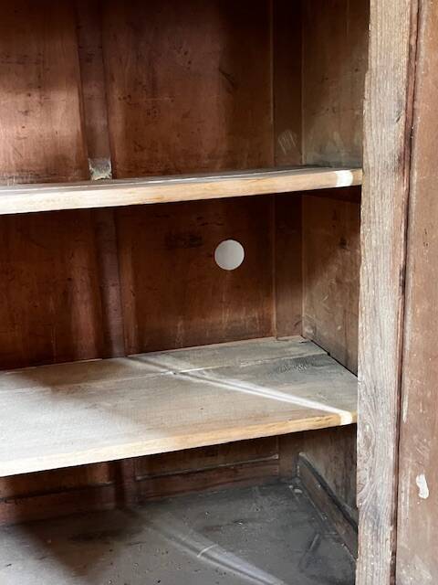 Green Parisian Buffet