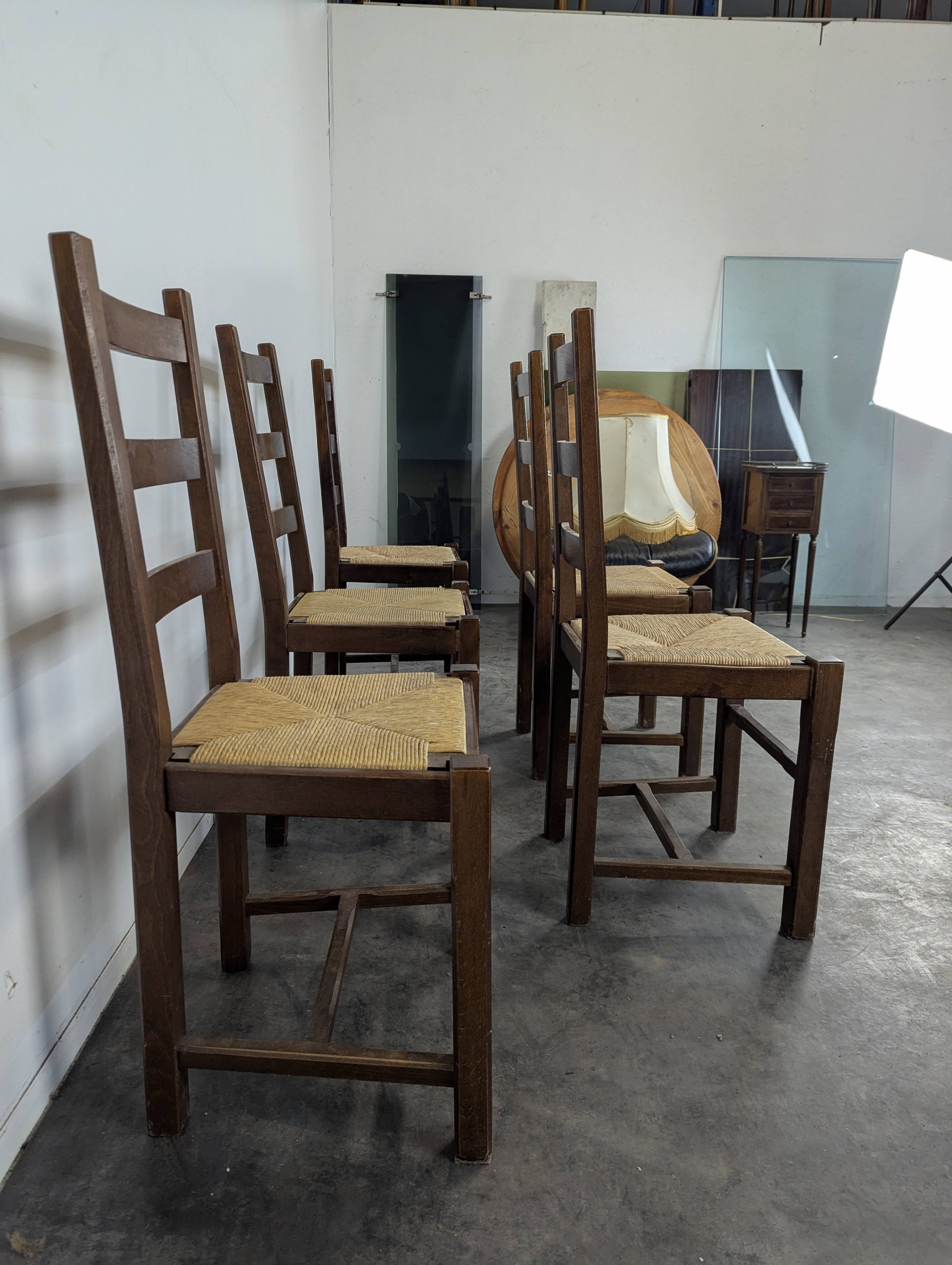 Série de 5 chaises brutalistes