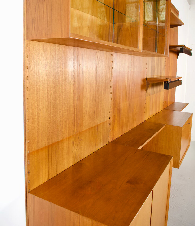 Modular wall system with Cado panels by Poul Cadovius, teak, from 1959.
