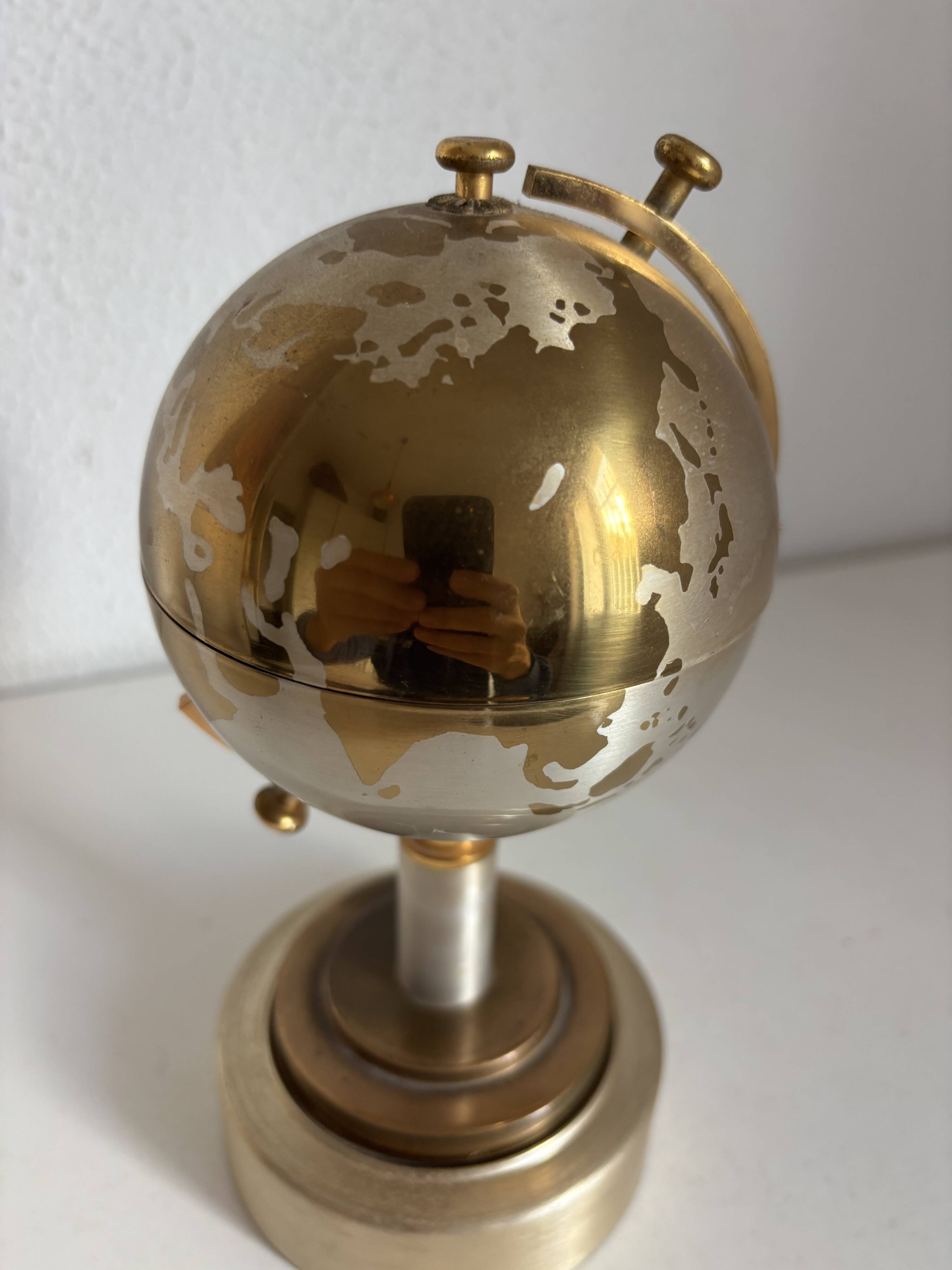 Vintage 1960 cigarette case world map dispenser - 21 x 10 cm