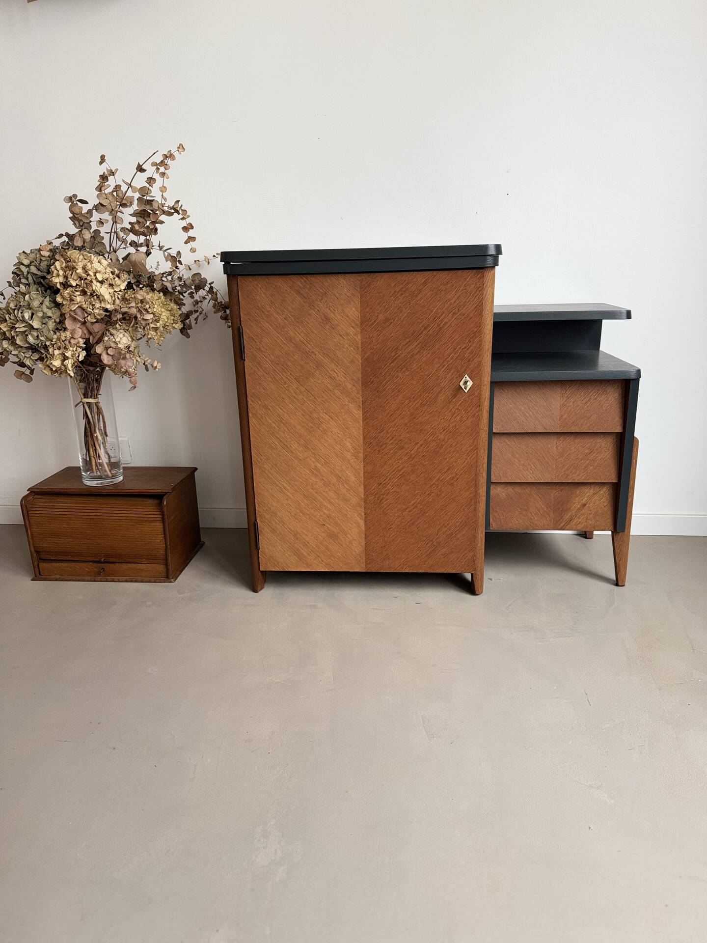 Bureau Singer 
