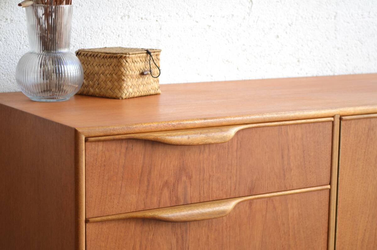 Enfilade McIntosh Dunvegan 152 cm
