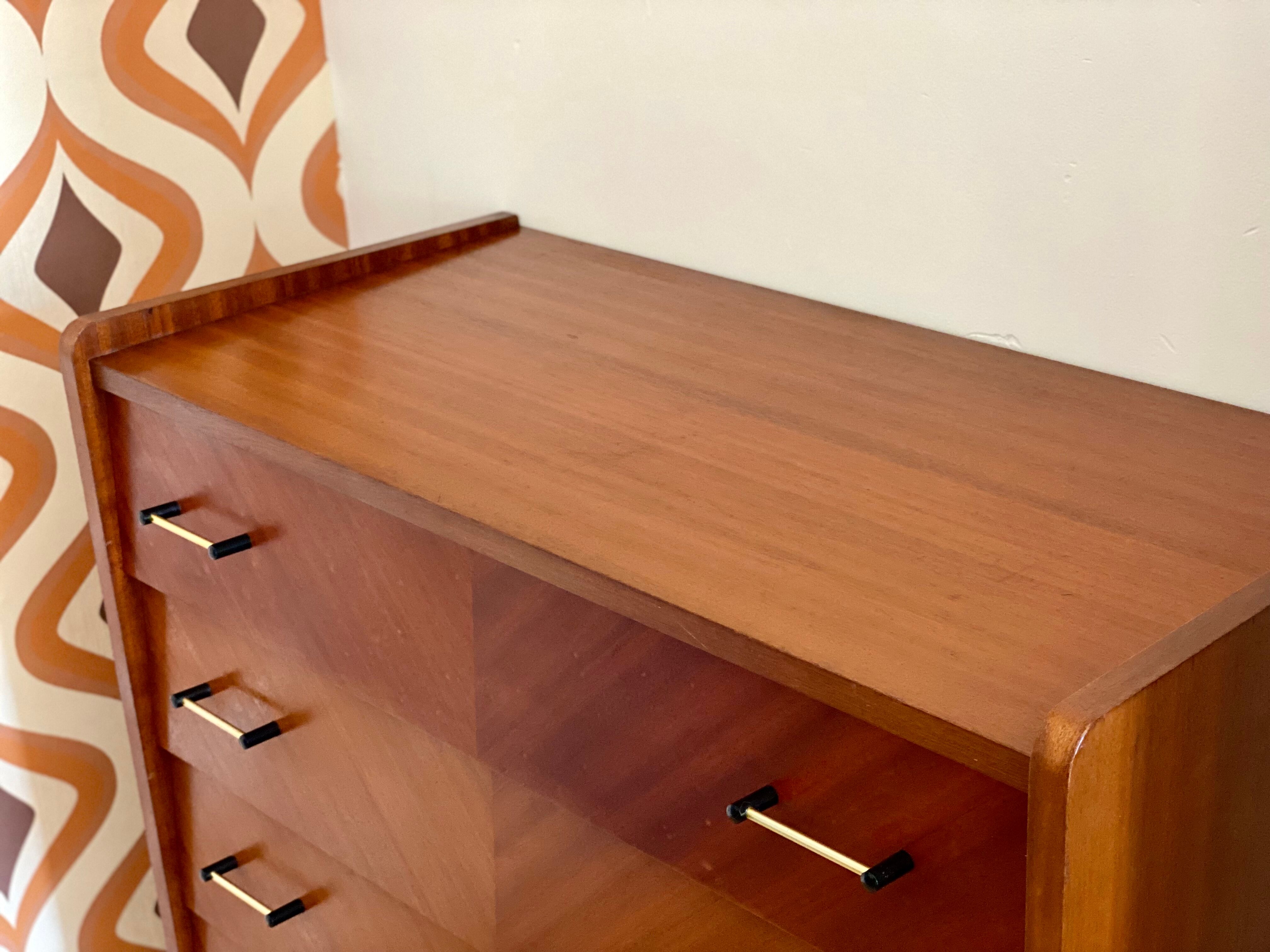 Vintage chest of drawers