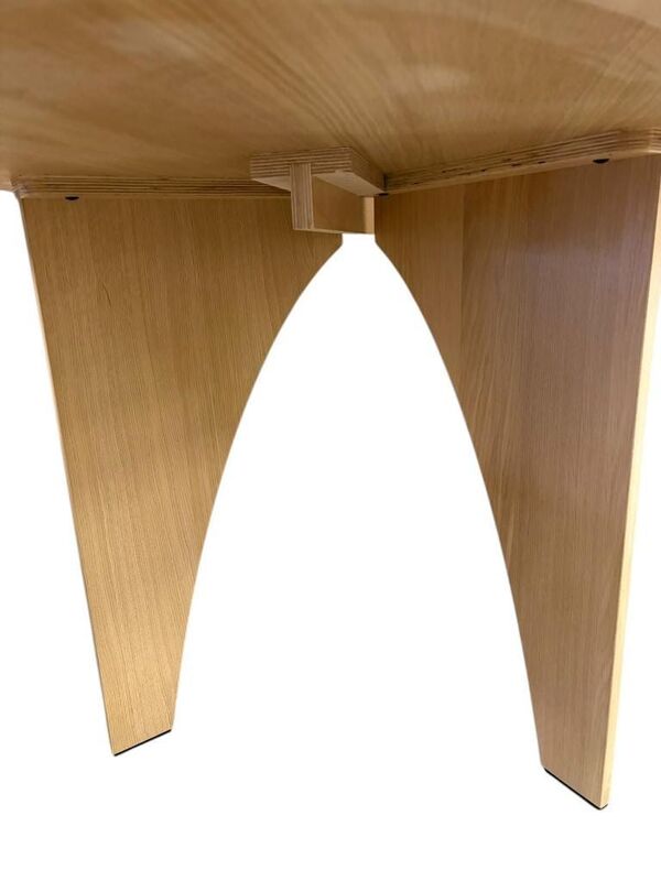 Nouvelle table ovale XL / table à manger