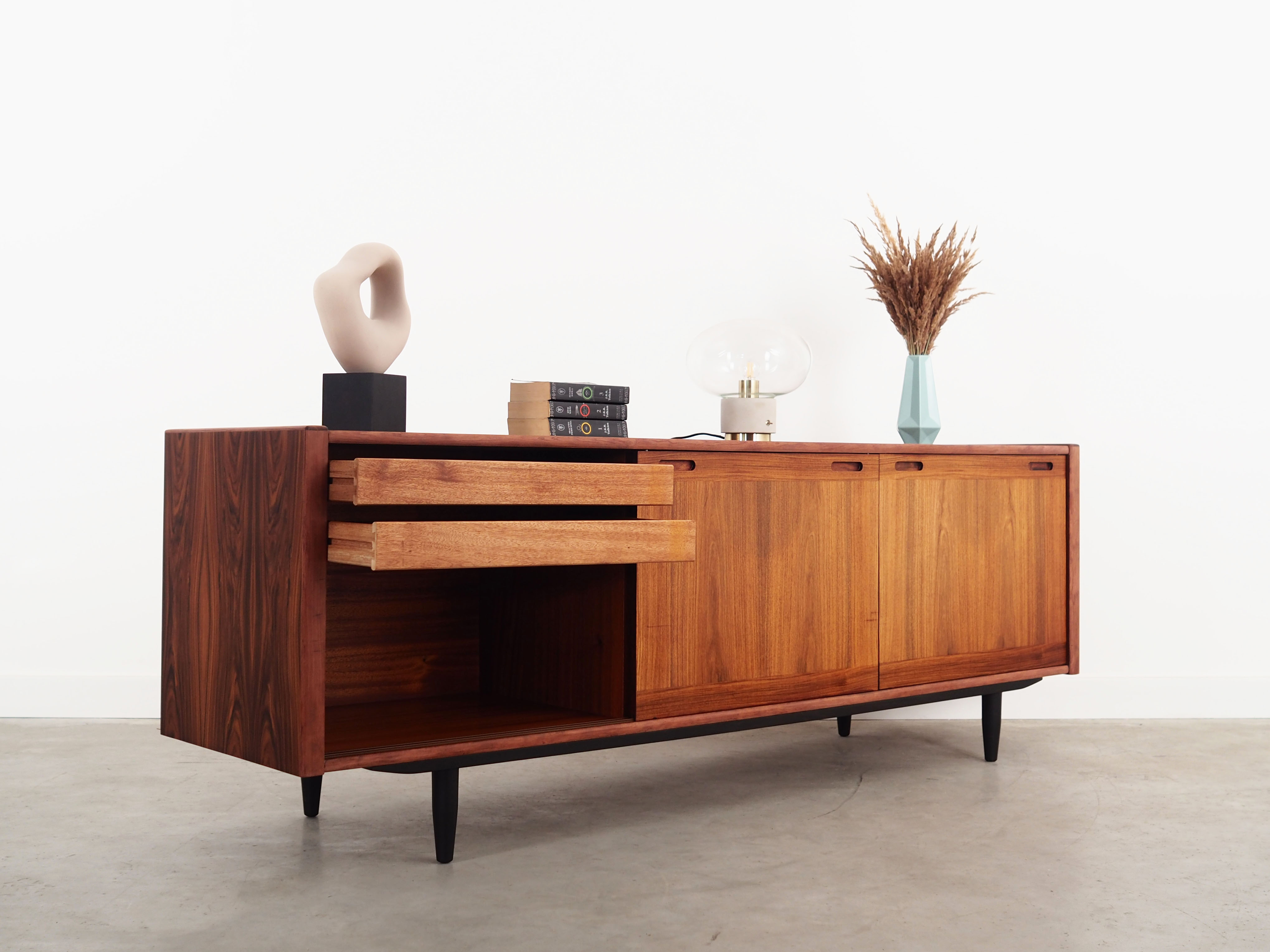 Rosewood sideboard manufacturer Skovby Møbelfabrik 1970