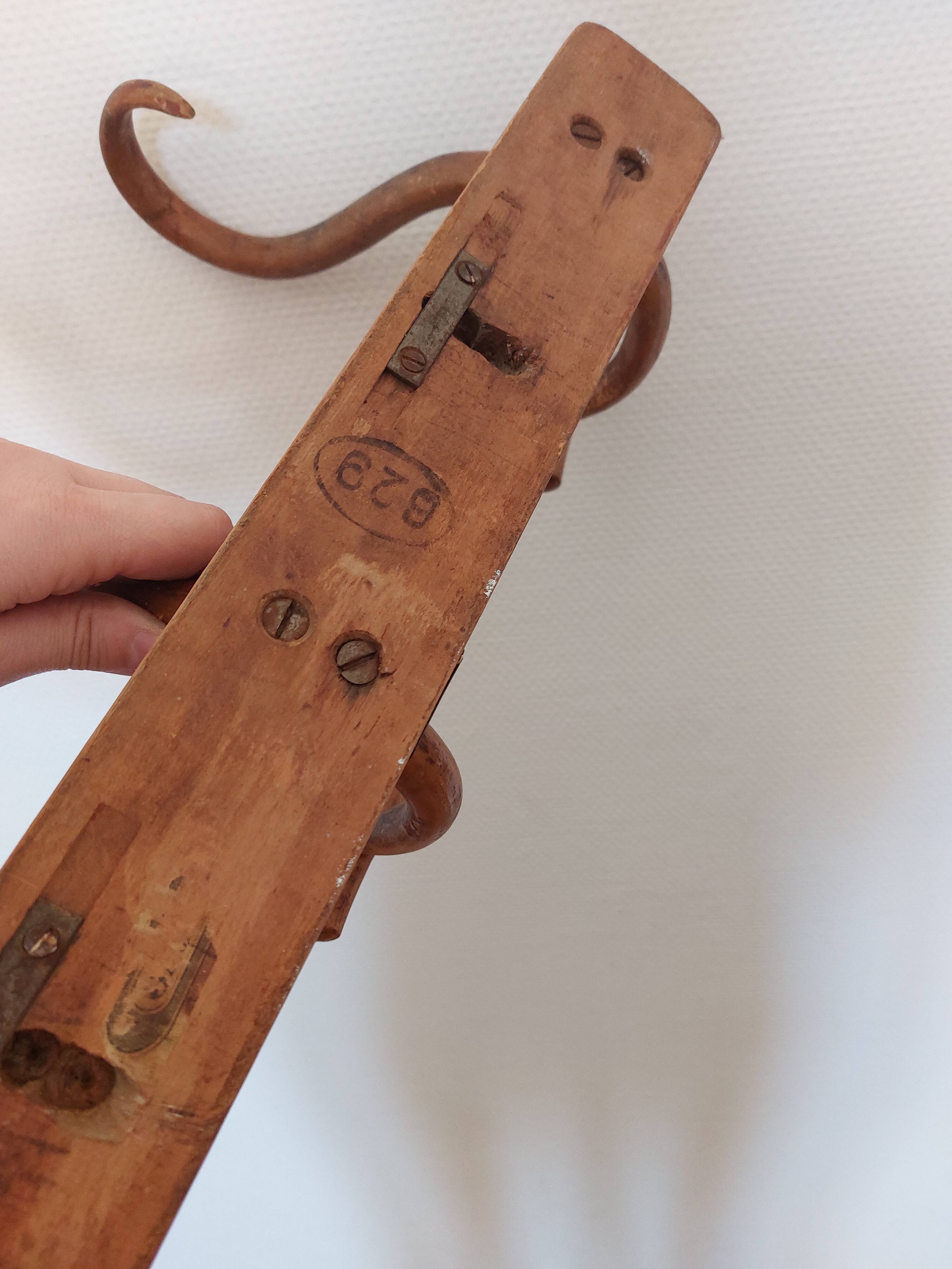 Vintage scholz wall coat rack